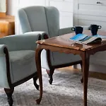 Apartment By Renters *