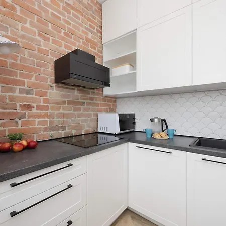 By Renters 바르샤바