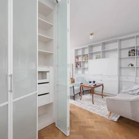 Apartamento By Renters Varsóvia